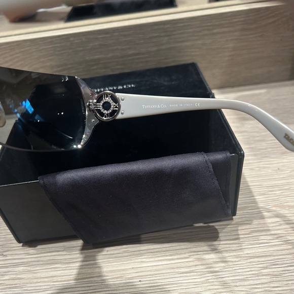 Ultra rare Tiffany & co sunglasses - Picture 3 of 4